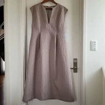 23구 플라워 라메 자카드 오버롤 스커트 (베이지 계열 L)