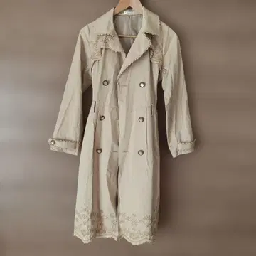 [ 새상품 미사용 ] 엑시즈팜 베이지 트렌치코트 M