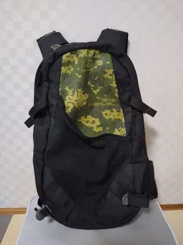 카모플라쥬 럭색 슬림 핏