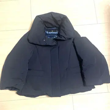 UNIQLO +J 하이브리드 다운 xs 네이비