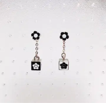 MARY QUANT 2WAY 귀걸이