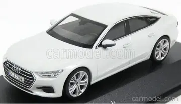 1/43 Audi A7 Sportback 글레이셔 화이트