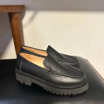 MOHI 모히 로퍼 드레스 슈즈 슬립온 가죽