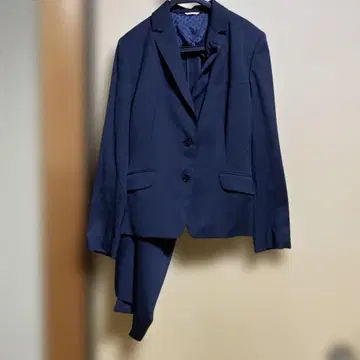 네이비 스트레치 자켓 스커트 세트 엔 라인 프레셔스