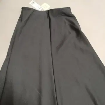 새상품 앙피로 롱 스커트 다크 그레이 XL