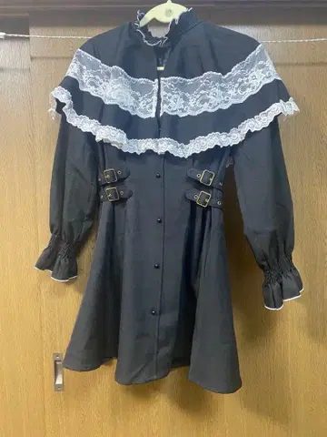 ROJITA 레이스 포함 블랙 긴팔 원피스