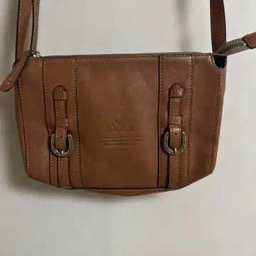 다코타 브라운 가죽 숄더백