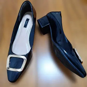 EVOL 블랙 스퀘어토 펌프스