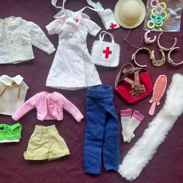 타카라 제니 의류 아웃핏 쇼와 레트로