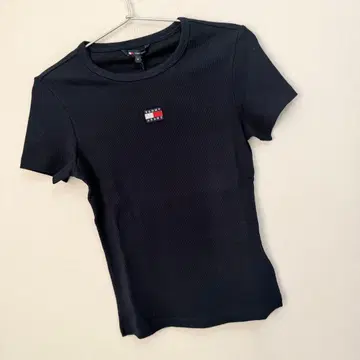 타미진스 타미힐피거 슬림 배지 리브 T셔츠