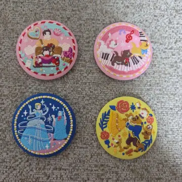 Disney Characters 자수 캔뱃지 비스킷 2