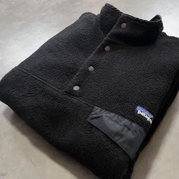 새상품급 파타고니아 97년식 스냅T 올블랙 자메이카산 플리스