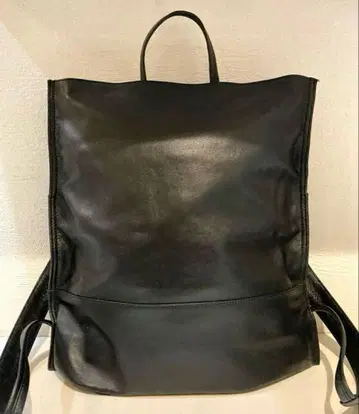 [ 새상품급 ] ear PAPILLONNER 가죽 백팩 블랙