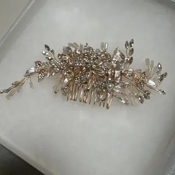 LoveTiara 헤어 액세서리