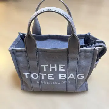 MARC JACOBS 더 토트백 그레이 토트백