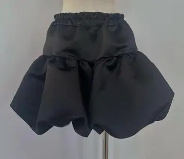 [ 새상품 ] POSY duck balloon short pants
