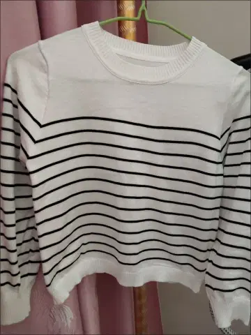 스트라이프 긴팔 니트