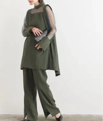 테라스 시스루 튜닉 블라우스 + 센터 핀턱 팬츠 상하의 2세트