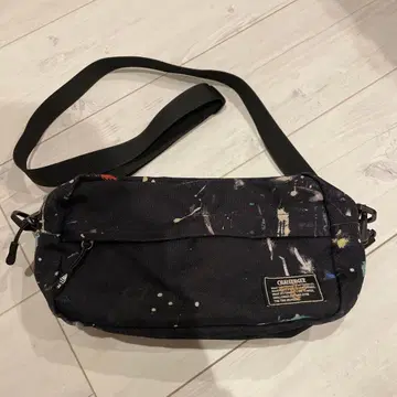챌린저/PAINTED SHOULDER BAG 숄더 블랙