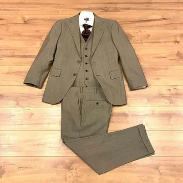 이탈리아제 쓰리피스 수트 베이지