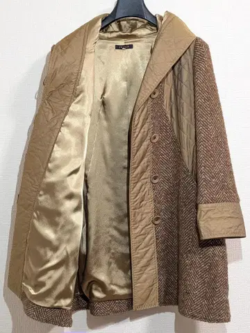 FIROSA (피로자) 트위드 x 퀼팅 후드 부착 코트