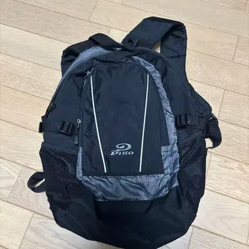 Piko 블랙 백팩