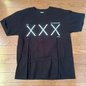 오오모리 야스코 XXXT 셔츠 M 사이즈