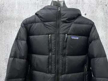 Patagonia 남성용 피츠로이 다운 후디 M 사이즈