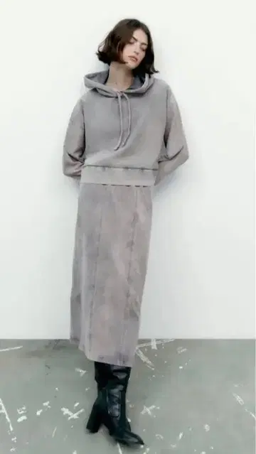 ZARA 셋업 후드티 롱 타이트 스커트