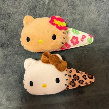 산리오 헬로키티 레오파드 무늬 빅 사이즈 파친 헤어핀 2점 미사용 새상품