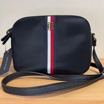 [ 미사용 새상품 ] TOMMY HILFIGER 베이직 로고 숄더백