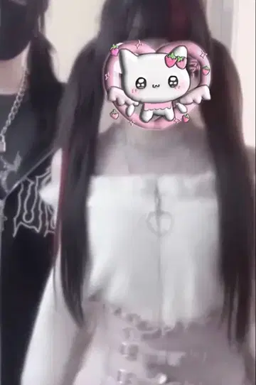 MARS 오프숄더 화이트 니트 스웨터