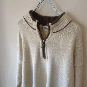 맥그리거 니트 크림 하프 지퍼