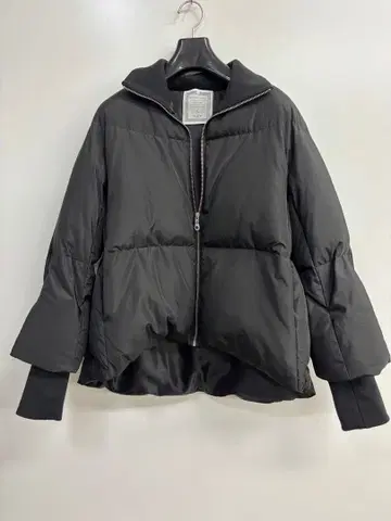 비어즐리 1회 사용의 컨디션 최상 인기 다운 자켓