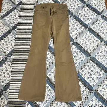 Silver Jeans 카키 부츠컷 데님