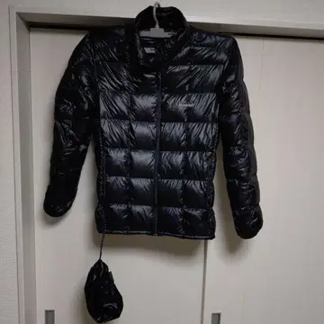 몽벨 라이트 다운 자켓 블랙