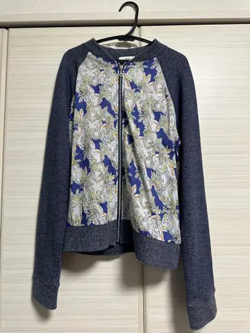 Parkes 꽃무늬 풀집업 재킷