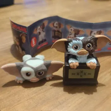 새상품 그렘린 Shaky! 캡슐 토이 2개 세트