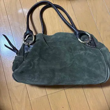 [인기] 이탈리아제 올리브 그린 핸드백