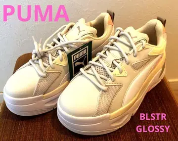 새상품급 BLSTR GLOSSY 우먼 PUMA 통굽 스니커즈 24.5cm