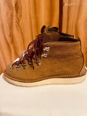 대너 부츠 US 8 스웨이드 고어텍스 비브람 밑창