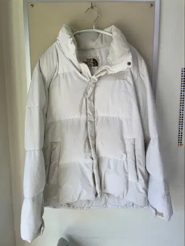 THE NORTH FACE 화이트 다운 자켓