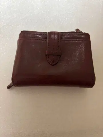 Dakota 다코타 크랩튼 동전 지갑 포함 2단 접이식 지갑