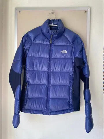 THE NORTH FACE 다운 자켓 파랑