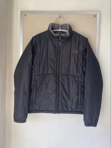 더 노스페이스 블랙 다운 자켓