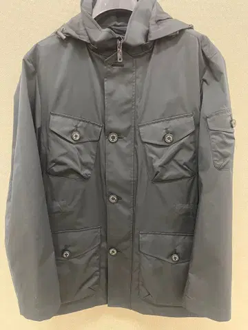 새상품 매킨토시 후드 부착 캐주얼 자켓