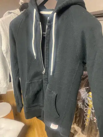 BEDWIN 블랙 집업 후드티