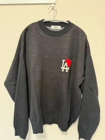 MLB 별주 하트 로고 자카드 니트