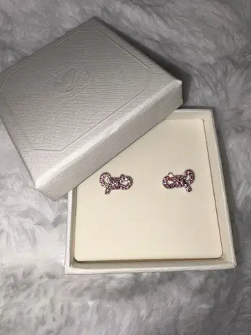 스와로브스키 SWAROVSKI 핑크 귀걸이
