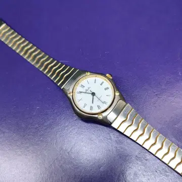 Alpha 쿼츠 여성용 시계